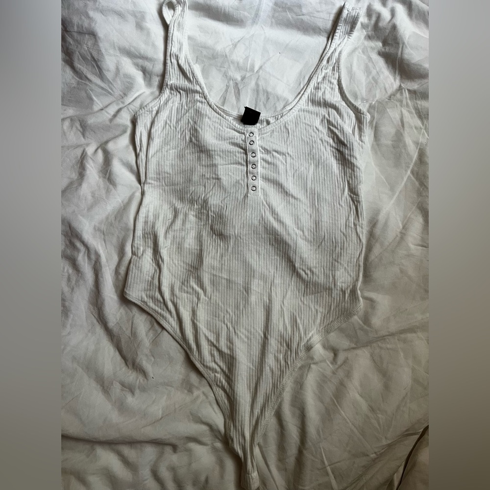 White pleated body suit